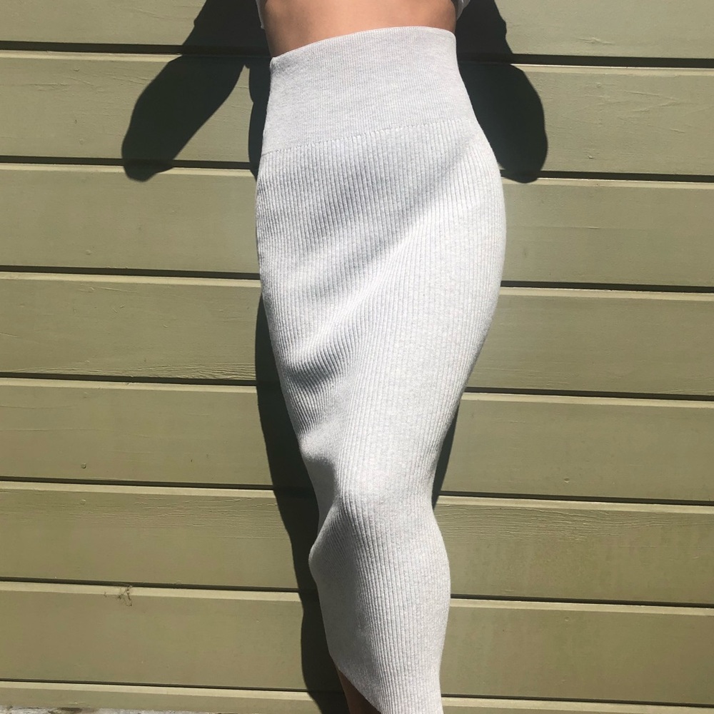 Ribbed Pencil Skirt